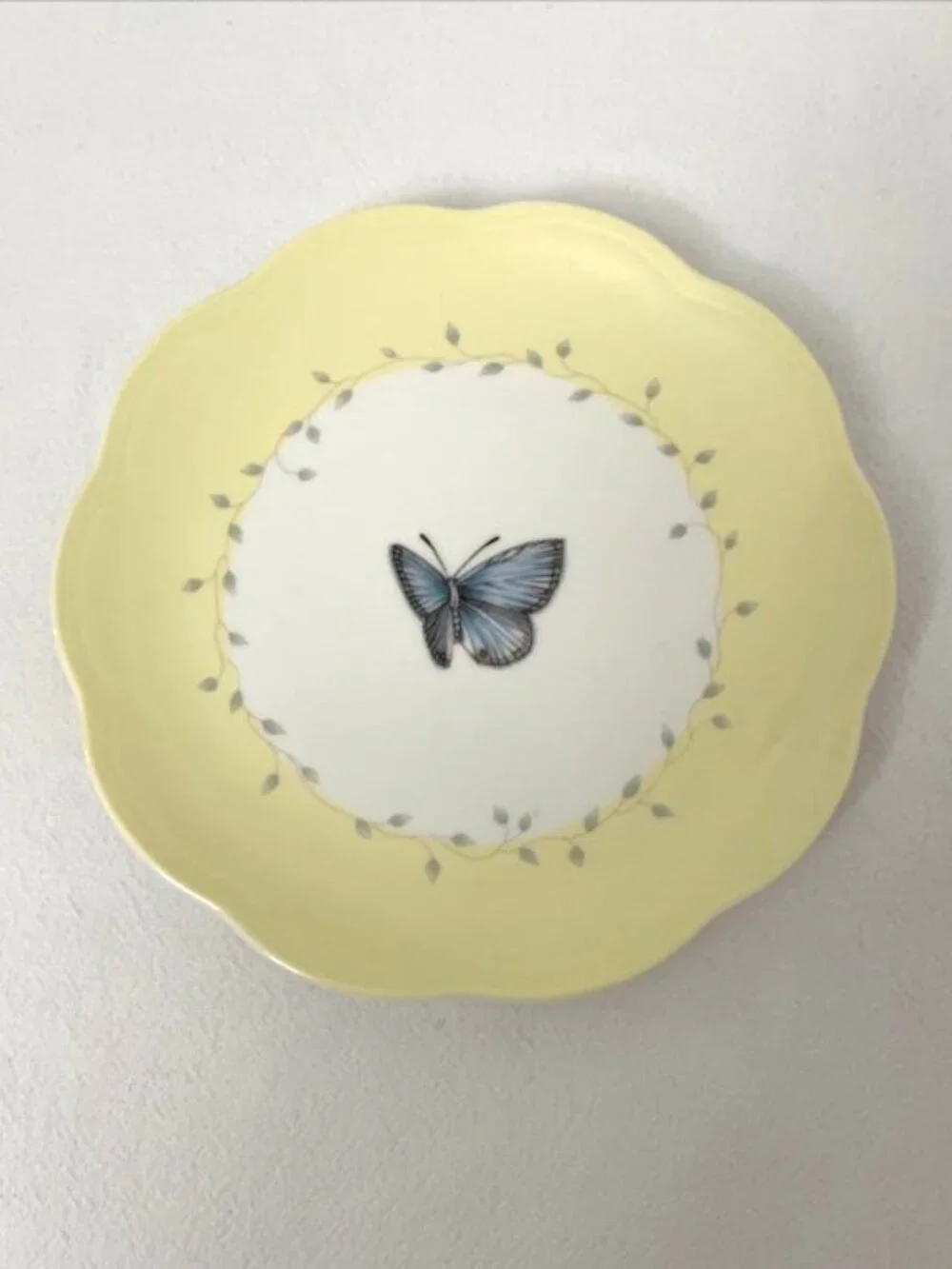 Lenox Butterfly Meadow Porcelain Plates Set of 3 Scalloped 8